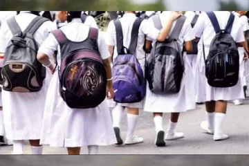 லொறி மோதி உயிரிழந்த இரு பாடசாலை மாணவர்கள்