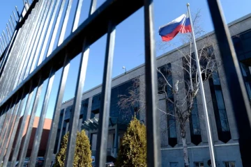 உக்ரைன் ஊடுருவல் நேரத்தில் கனடாவில் ரஷ்யக் கொடியை பறக்கவிட முன்வைக்கப்பட்ட கோரிக்கை: கனடா அளித்த பதில்