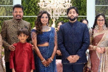 ஷங்கர் மகள் திருமணத்தில் அஜித் குடும்பம்., மகள் அனோஷ்கா இப்படி மாறிட்டாரே