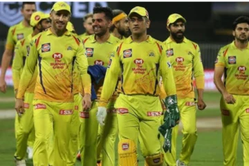 எதும் முதியோர் இல்லம் தொடங்க போறீங்களா..CSK- வை கலாய்த்து எடுக்கும் ரசிகர்கள்