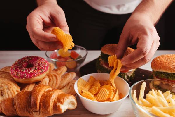 கொலஸ்ட்ரால் அதிகரிப்பதற்கான காரணங்கள் என்ன... எப்படி கட்டுப்படுத்துவது? | Reasons For High Cholesterol Level How To Control