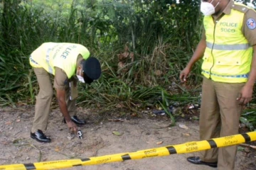 தாயை கொன்று மகனும் உயிர்மாய்ப்பு; பொலிஸார் அதிர்ச்சி