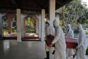 இலங்கைக்குள் மேலும் நான்கு பேர் கோவிட்டினால் மரணம்