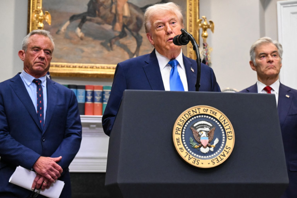 தடுப்பூசி போட்டால் ஆட்டிசம் பாதிப்பா? ஸ்ரீதர் வேம்புவின் கருத்துக்கு வலுக்கும் எதிர்ப்பு | Doctors Slams Sridhar Vembu Link Vaccine To Autism தடுப்பூசி போட்டால் ஆட்டிசம் பாதிப்பா? ஸ்ரீதர் வேம்புவின் கருத்துக்கு வலுக்கும் எதிர்ப்பு | Doctors Slams Sridhar Vembu Link Vaccine To Autism