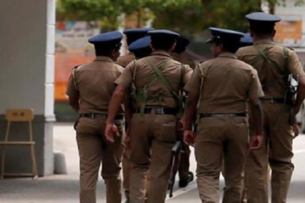 10 ஆயிரம் ரூபாய் இலஞ்சமாக பெற்ற பொலிஸ் உத்தியோகத்தருக்கு விளக்கமறியல் | Police Officer Remanded For Accepting10 000 Bribe