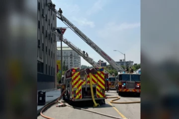 கனடாவில் ஏற்பட்ட தீ விபத்தில் 11 பேர் காயம்