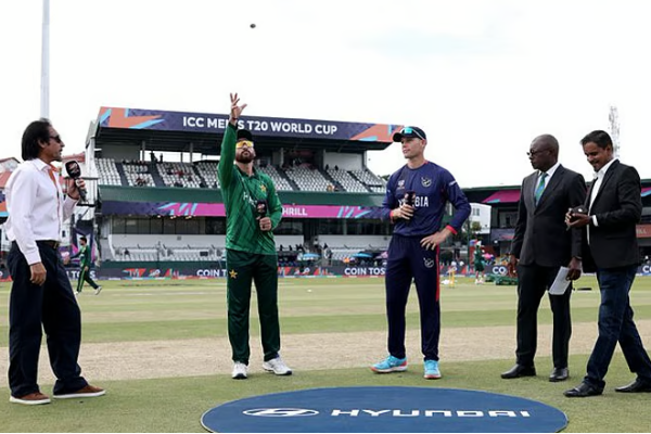 நமீபியாவை வீழ்த்தி சூப்பர் 8 சுற்றுக்கு நுழைந்த பாகிஸ்தான் - மீண்டும் இந்தியாவுடன் மோதல்? | Pakistan Enters To Super 8 Will Again Vs India நமீபியாவை வீழ்த்தி சூப்பர் 8 சுற்றுக்கு நுழைந்த பாகிஸ்தான் - மீண்டும் இந்தியாவுடன் மோதல்? | Pakistan Enters To Super 8 Will Again Vs India