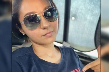 நல்லூர் கந்தசாமி ஆலயத்தில் தமிழ் நடிகை: இணையத்தில் உலா வரும் புகைப்படங்கள் இதோ