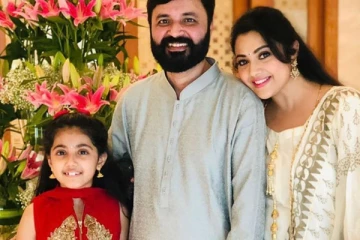 மீனாவுக்குத் தூணாக இருந்த கணவர்! முதலில் என்ன தொழில் செய்தார்...வித்யாசாகர் யார் தெரியுமா?