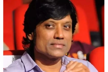 54 வயசாச்சு கல்யாணம் எப்போது? காதலிக்கிறேன் - எஸ்.ஜே. சூர்யா சொன்ன பதில்!