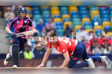 අසල්වැසියන් අතර තරගයෙහි කාසියේ වාසිය ස්කොට්ලන්තයට..