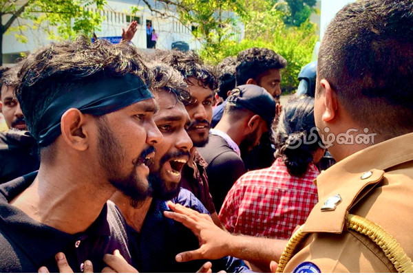 இரசாயன குண்டு தாக்குதல் தொடர்பில் ஜேவிபி போன்ற ஏனைய கட்சிகளும் கண்டிக்க வேண்டும் : சிவசக்தி ஆனந்தன் | Other Parties Like Jvp In The South Should Condemn