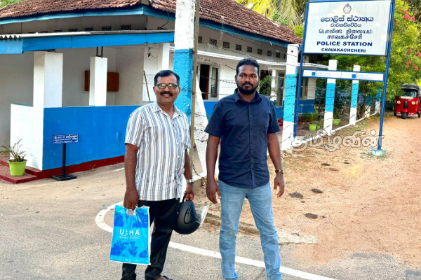 சாவகச்சேரி நகராட்சி மன்ற உபதலைவருக்கு எதிராக பொலிஸில் முறைப்பாடு செய்த பெண்! | Woman Complaint Chava Council Vice Chairman