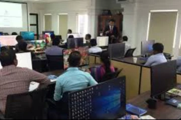 රාජ්‍ය සේවකයන්  සේවයට කැඳවීම සම්බන්ධයෙන් විශේෂ චක්‍රලේඛනයක් නිකුත් කෙරේ..!