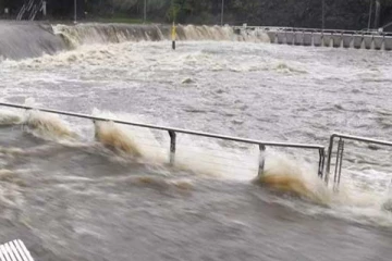 நாட்டில் விடுக்கப்பட்டுள்ள வெள்ள அபாய எச்சரிக்கை: பொதுமக்கள் அவதானம்