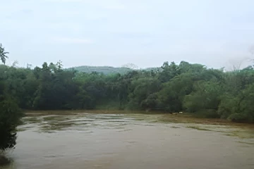 පේරාදෙණිය ගම්පොළ සහ නාවලපිටියට සුළු ගංවතුර අවදානමක් - මහවැලි ගඟේ ජල මට්ටම ඉහළට