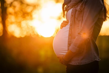 வெப்பமான சுற்றுச்சூழல்; கர்ப்பிணிகளுக்கு விடுக்கப்பட்ட எச்சரிக்கை!