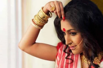 பேய்களால் அச்சுறுத்தல்; 36 ஆண்டுகளாக பெண் வேடத்தில் வாழும் ஆண்!