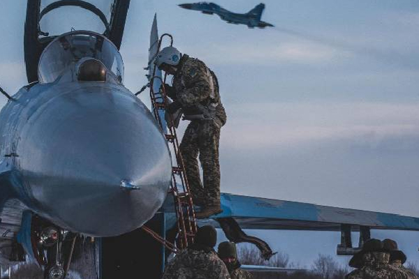 நாளை இலங்கைக்கும் இந்த நிலைமை வரலாம்?  இரட்டை வேடம் போட்ட உக்ரைன் | Ukraine Russia War Army Sri Lanka Double Stand