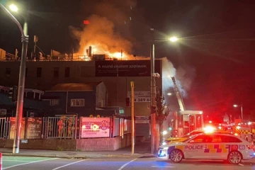 නවසීලන්තයේ හටගත් ගින්න.