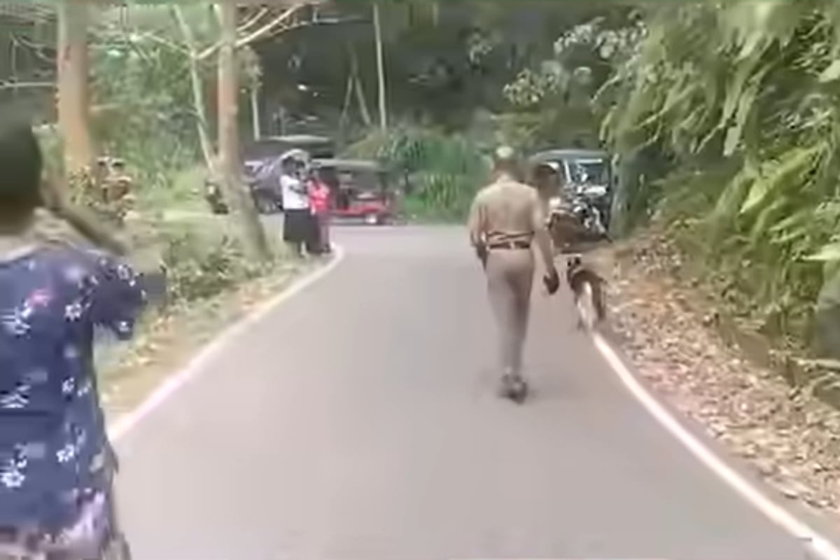 வர்த்தகர் ஒருவரை மர்மமான முறையில் கொலை செய்து மண்ணில் புதைத்த கும்பல் | Gold Business Man Killed And Buried வர்த்தகர் ஒருவரை மர்மமான முறையில் கொலை செய்து மண்ணில் புதைத்த கும்பல் | Gold Business Man Killed And Buried