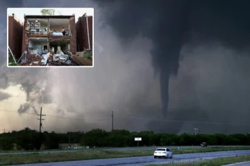 அமெரிக்காவை தாக்கிய புயல்: குறைந்தது 23 பேர் உயிரிழப்பு!