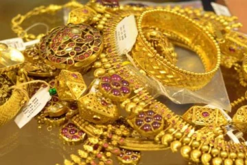 நகையினை பாலிஷ் செய்ய நினைப்பவரா நீங்கள்? இந்த அதிர்ச்சி காட்சி ஒருக்கா பாருங்க