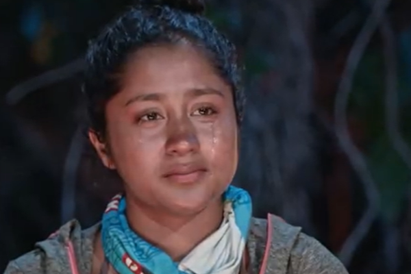 சர்வைவரில் இருந்து கண்ணீருடன் வெளியேறிய ஐஸ்வர்யா! பேரதிர்ச்சியில் பார்வையாளர்கள் | Survivor Live Show