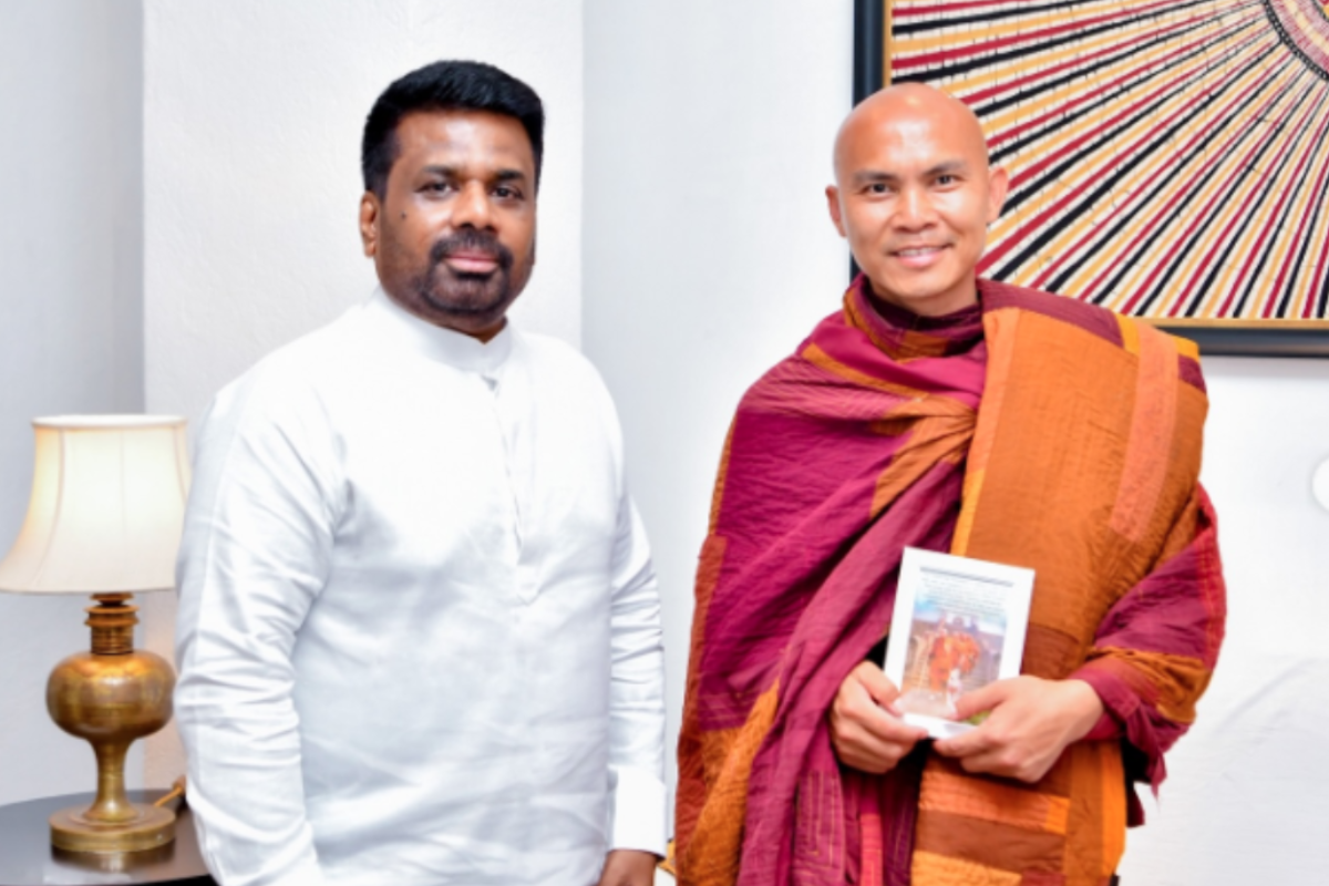ஜனாதிபதி அநுர குமார வெளியிட்டுள்ள வெசாக் தின வாழ்த்துச் செய்தி | President Anura Kumara Message On Vesak Day ஜனாதிபதி அநுர குமார வெளியிட்டுள்ள வெசாக் தின வாழ்த்துச் செய்தி | President Anura Kumara Message On Vesak Day