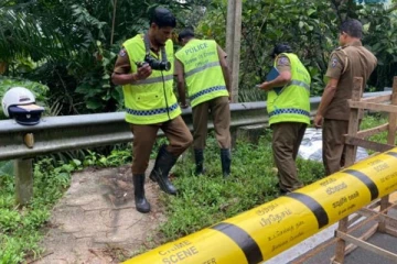 இரத்தக் காயங்களுடன் மீட்கப்பட்ட இளைஞரின் சடலம்