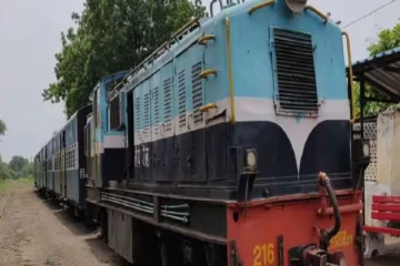 பிரிட்டிஷுக்கு கீழே இயங்கும் ஒரே ஒரு இந்திய ரயில் நிலையம்.., எது தெரியுமா?