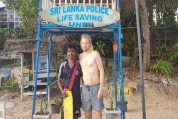 உயிர்போகும் தறுவாயில் வெளிநாட்டு சுற்றுலா பயணி : காவல்துறையினர் எடுத்த உடனடி நடவடிக்கை