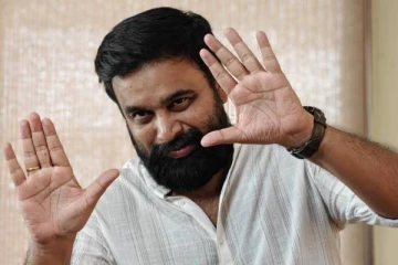இலங்கையை மையப்படுத்தி நடிகர் சசிகுமாரின் அடுத்த அதிரடி.. உண்மை சம்பவமா?