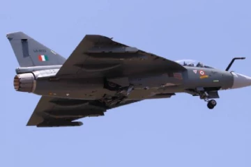 ரூ.62,000 கோடி மதிப்பில் 97 LCA மார்க் 1A போர் விமானங்களை வாங்க இந்திய அரசு ஒப்புதல்