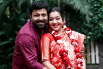 38 வயதில் காதல் திருமணம் செய்த பிரபல நடிகை...மகிழ்ச்சியின் உச்சத்தில் அழகிய ஜோடி சொன்ன குட் நியூஸ்!