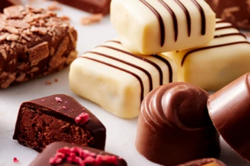 சாக்லேட் சாப்பிட்டால் இவ்வளவு நன்மை இருக்கா? சர்வதேச சாக்லேட் தின வாழ்த்துக்கள்