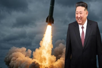 தாக்குதலால் அதிரும் உலகம் ; போர் கப்பல்களை தாக்கும் ஏவுகணைகளை பரிசோதித்த கிம் ஜாங் உன்