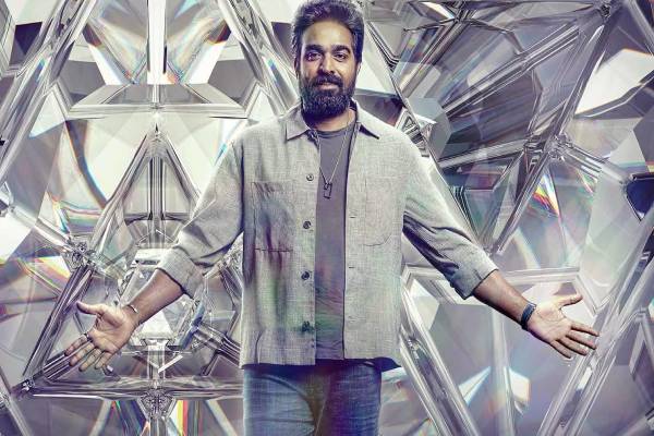 விஜய் டிவி பிக்பாஸ் நடத்தலையா? உண்மையில் நிகழ்ச்சியை இயக்குவது இவங்க தானாம்.. | Who Is The Real Owner Of The Bigg Boss Show