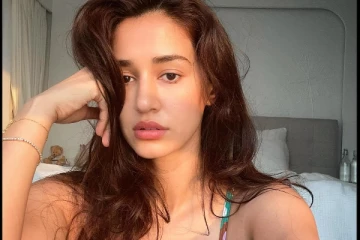 அந்த ஆடையுடன் எக்கச்சக்க கவர்ச்சி!! சூர்யா பட நடிகை திஷா பதானி வெளியிட்ட வீடியோ..