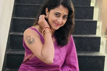 நடிகை கனிகாவா இப்படி.. நீச்சல் உடையில் உச்சகட்ட கவர்ச்சி
