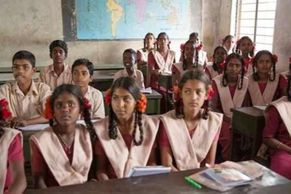 மாணவர்களுக்கு இலவச spoken English பயிற்சி - எந்தெந்த வகுப்பு வரைன்னு தெரியுமா? - தமிழ்நாடு