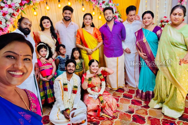 அடேங்கப்பா.. காதலித்தவரை கரம்பிடித்த இனியா- மகிழ்ச்சியில் செல்வி பகிர்ந்த வீடியோ | Baakiyalakshmi Iniya Married Akash Viral Video