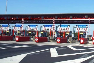 பிரான்சில் வாகனங்களுக்கான சுங்கவரி கட்டணம் அதிகரிப்பு