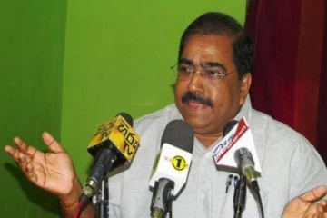 தமிழர்களின் தேசிய இனப்பிரச்சினைக்கு தீர்க்கமான தீர்வு வேண்டும்: சுரேஷ் பிரேமச்சந்திரன்