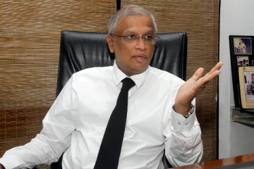 புதிய அரசியலமைப்பின் மூலம் தமிழ் மக்களின் தேசியப் பிரச்சினைக்குத் தீர்வு  வேண்டும்: சுமந்திரன்