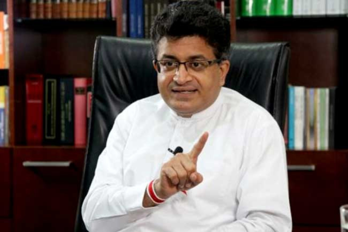 உயிர்த்த ஞாயிறு தாக்குதல்களின் சூத்திரதாரி! கைது அச்சத்தில் கம்மன்பில | Gammanpila Alleges Govet Planning To Arrest Him உயிர்த்த ஞாயிறு தாக்குதல்களின் சூத்திரதாரி! கைது அச்சத்தில் கம்மன்பில | Gammanpila Alleges Govet Planning To Arrest Him