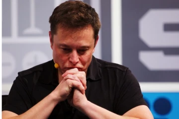 ஒரே வார்த்தையால் 100 பில்லியன் டொலரை இழந்த எலான் மஸ்க்! அப்படி என்ன சொன்னார் தெரியுமா?