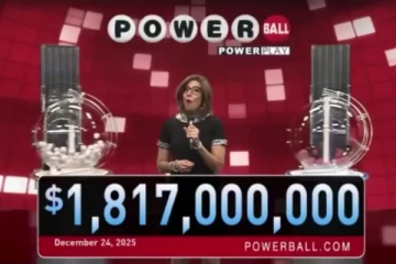 வெறும் 2 டொலரில் 1.8 பில்லியன் டொலர் ஜாக்பொட்; அமெரிக்க லொத்தர் வரலாற்றில் அதிஸ்டம்!