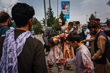 சவுக்கால் அடிபட்டு இரத்தம் சொட்டச் சொட்ட பெண்களும் குழந்தைகளும்... சுயரூபத்தைக் காட்டத் தொடங்கிய தாலிபான்கள்!