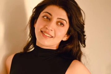 2வது ரவுண்ட்!! இரண்டாம் முறை கர்ப்பமான சூர்யா பட நடிகை பிரணிதா..